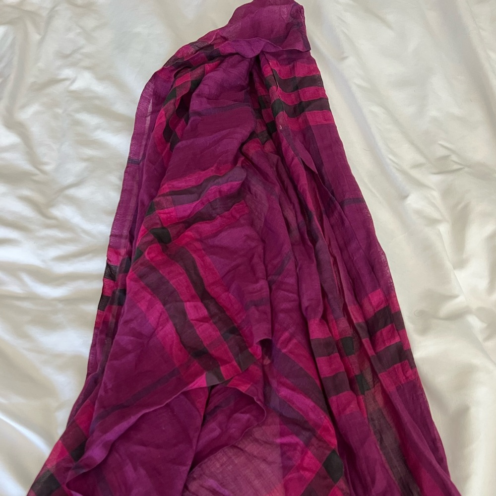 Burberry Plaid spring Scarf